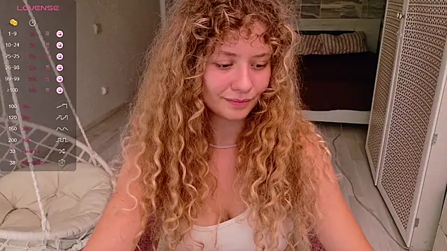 Milounee's Live XXX Chat