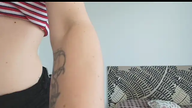 IreneBlue_'s Live XXX Chat