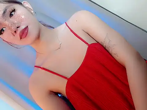 Czat XXX na żywo – Rose_victoria18