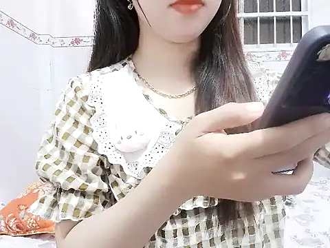 แชท XXX สดของ Emilysexy_cut