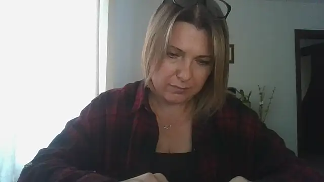 Czat XXX na żywo – ElenaLove888