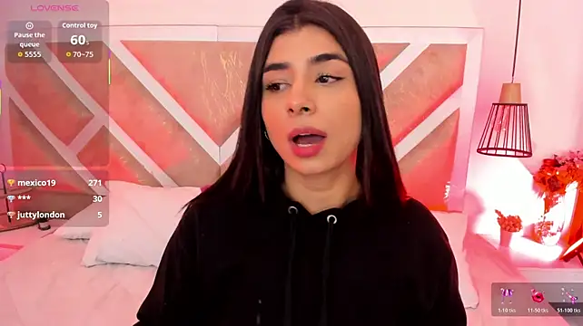 ZiaCalifa লাইভ XXX চ্যাট
