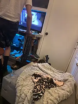 XXX chat uživo modela Twist_N_Tease