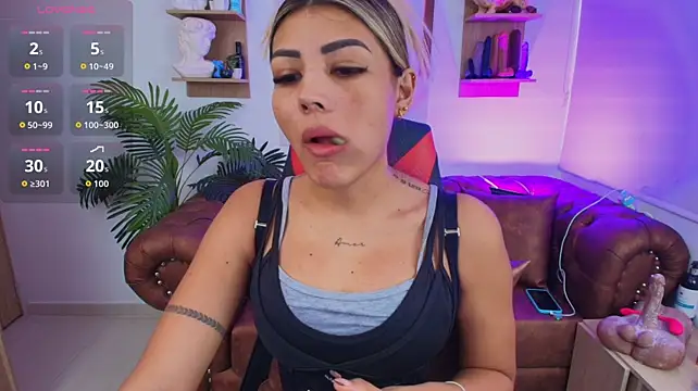 SALOOMEE__'s Live XXX Chat