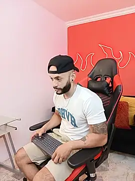 Chat XXX en directo de Mike_savage3