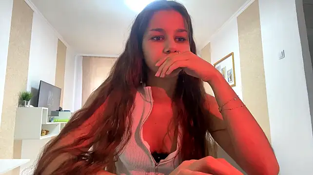 Bellamirror Chat XXX in diretta