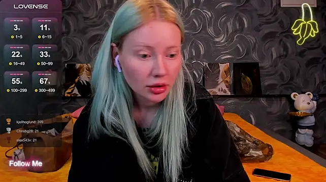 Chat +18 de Lillie_Berry ao vivo