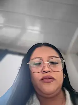 Chat +18 de Outdoors-Mia_Khalifa ao vivo