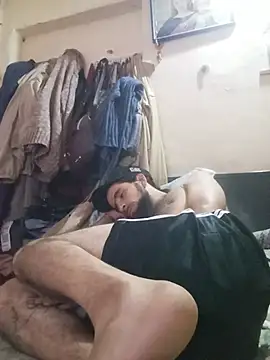 Czat XXX na żywo – Hairy_mannn2