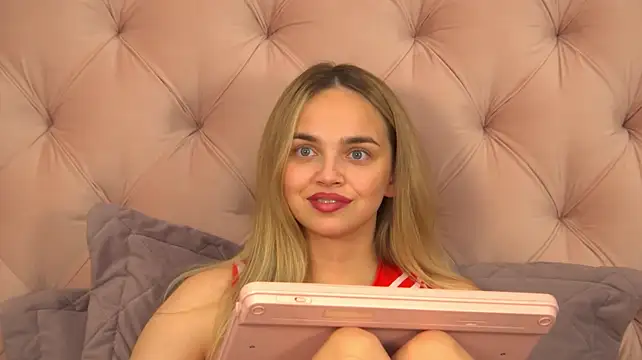 AnitaVenture's Live XXX Chat