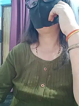 Chat +18 de Aishwaryaa_69 ao vivo