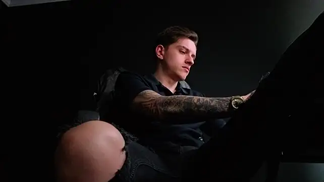 FelixStarkk 라이브 XXX 채팅