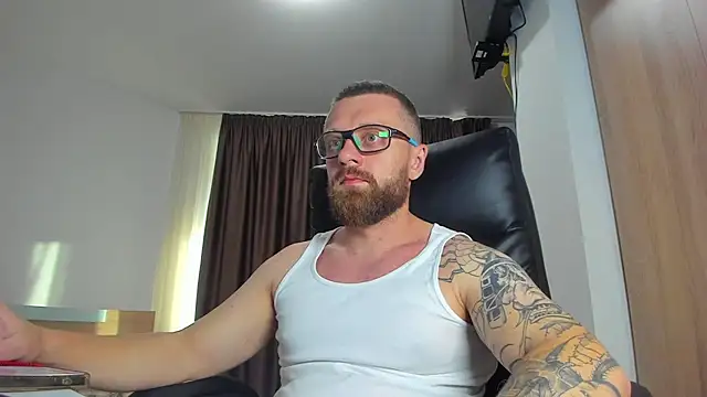 Findom_guy Chat XXX live