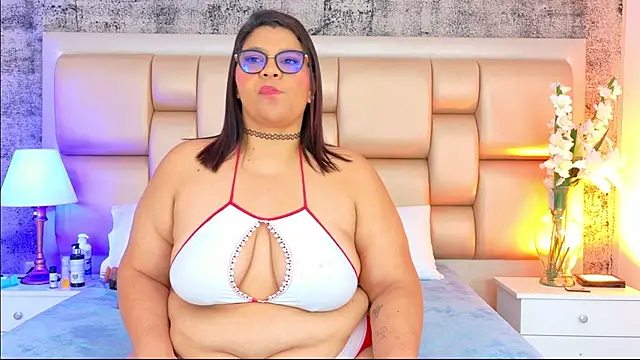 SelennaCooper লাইভ XXX চ্যাট