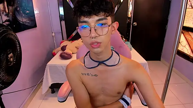 LiamHeatx Live XXX-Chat