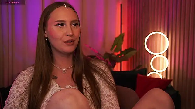 ViMilka Adlı Modelin Canlı XXX Sohbeti