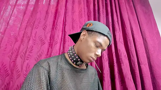 Czat XXX na żywo – AngelDuster__
