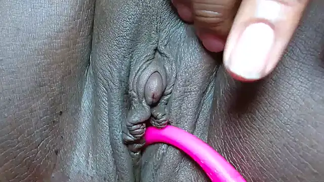 morenahott1 Adlı Modelin Canlı XXX Sohbeti