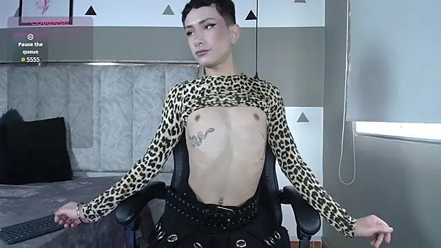 แชท XXX สดของ JiangShy666