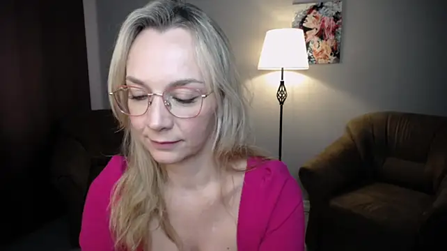 Ava_Elior Chat XXX in diretta
