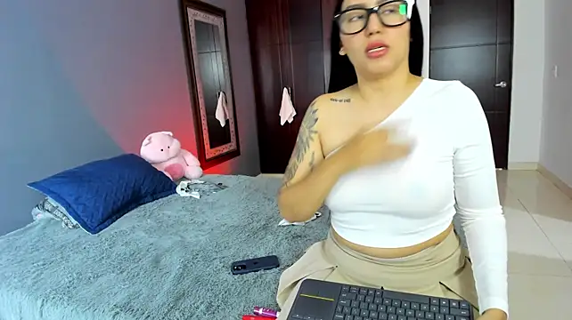 marianaandvalen's Live XXX Chat