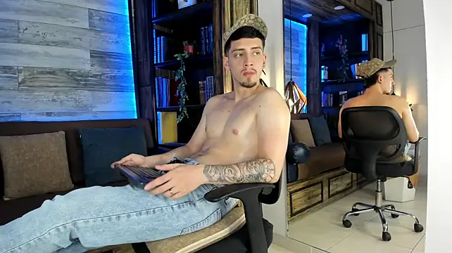 XXX chat uživo modela Jeremy_Blake