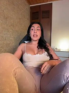 CorinVeil 라이브 XXX 채팅