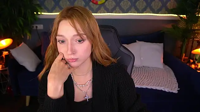 Živý XXX chat LizzaMoonn