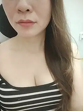 Chat XXX en directo de Snail_niE