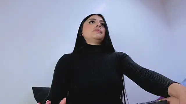 Julieta-kinky Live XXX-chat