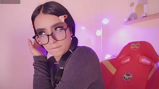 andrelaa_ XXX чат на живо