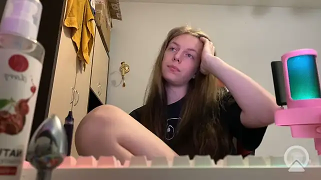 Онлайн чат XXX britneylovely