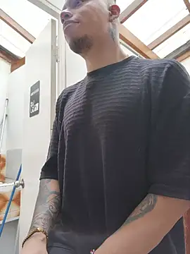 AlphaMasterXxx live XXX chat