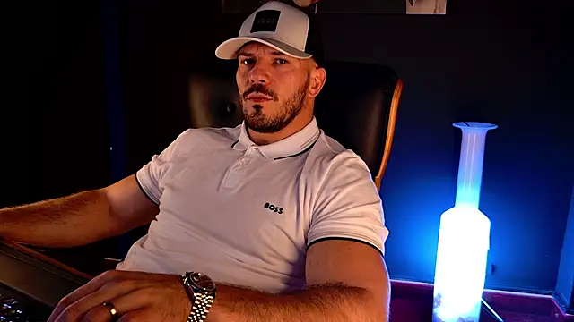 AngeloEric Chat XXX live