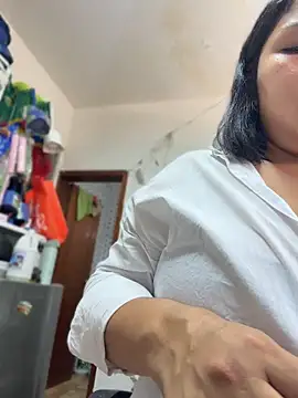 ISABELLA__LUNAのライブXXXチャット