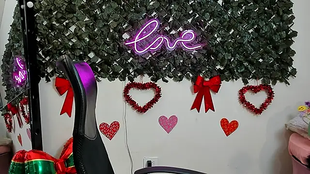 XXX chat uživo modela DestinyHills