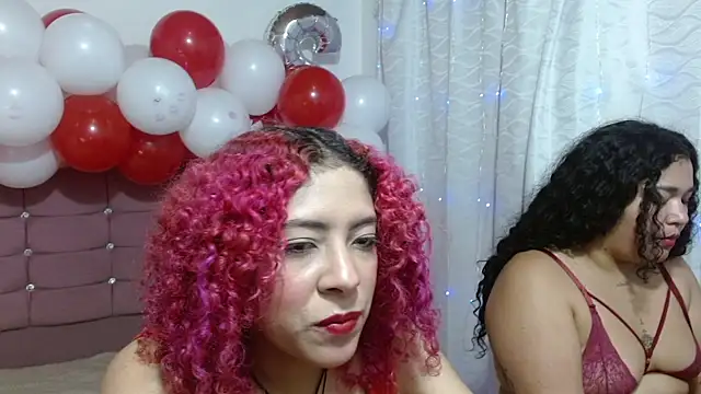 XXX chat uživo modela LITTLEJULES