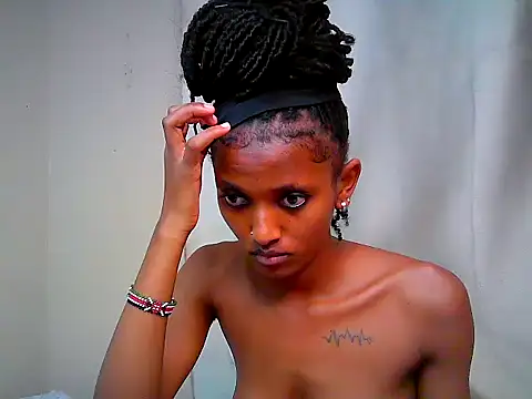 Chat XXX en directo de Qute_nimple