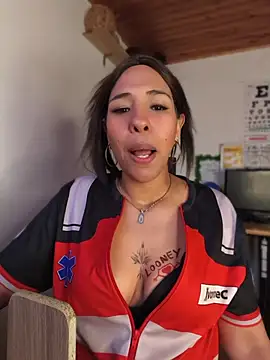 Ivon_C 라이브 XXX 채팅