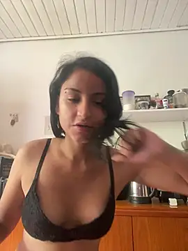 Aylasafadinha Chat XXX in diretta