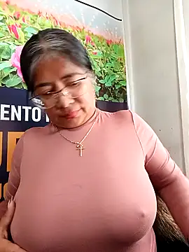 Chat XXX en directo de __valentina18
