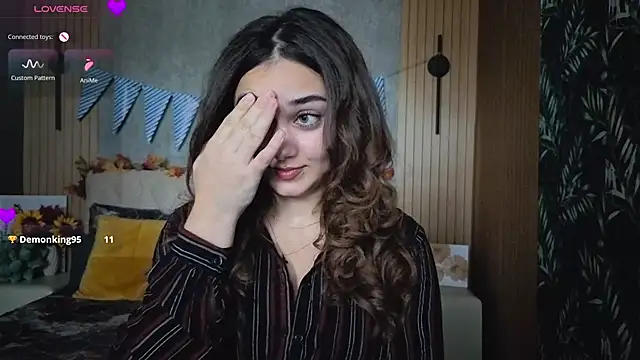دردشة KatarinaHeaven الجنسية المباشرة