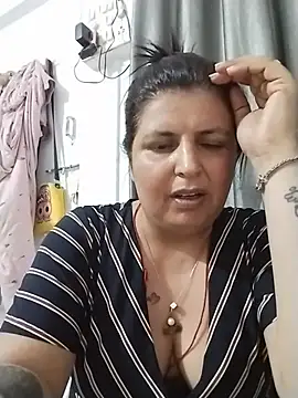 Chat XXX en directo de Jann_Riya333