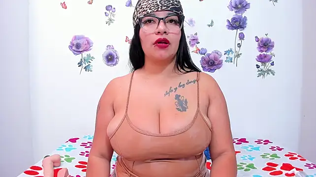 Chat +18 de lexxy26_ ao vivo