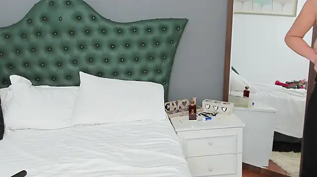 Chat XXX ao vivo de IvyHotFoxy