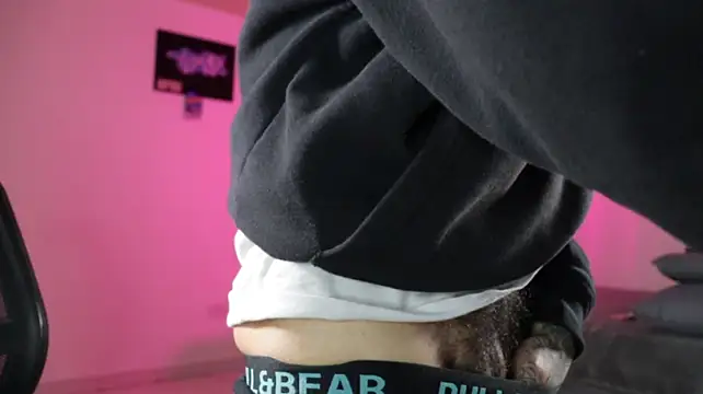 trieone's Live XXX Chat