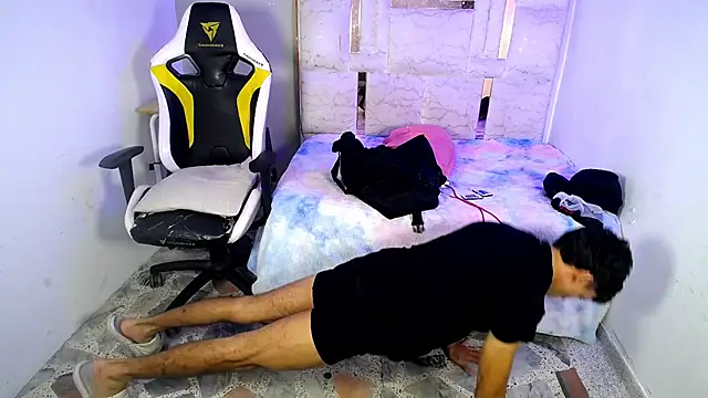Liom_Gym Adlı Modelin Canlı XXX Sohbeti