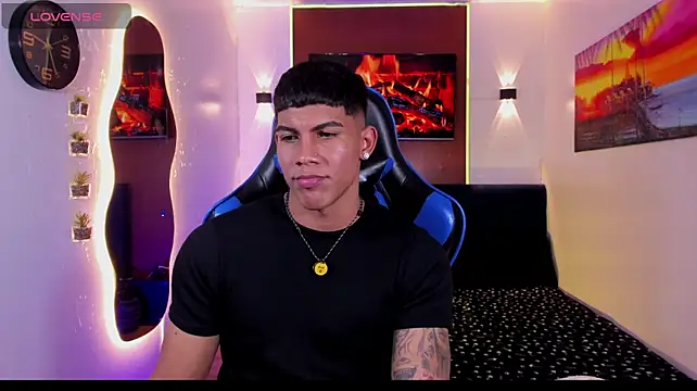 Damian_latinxxx élő XXX-chatje