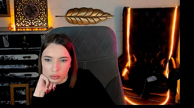 XXX chat uživo modela ElzaMadison