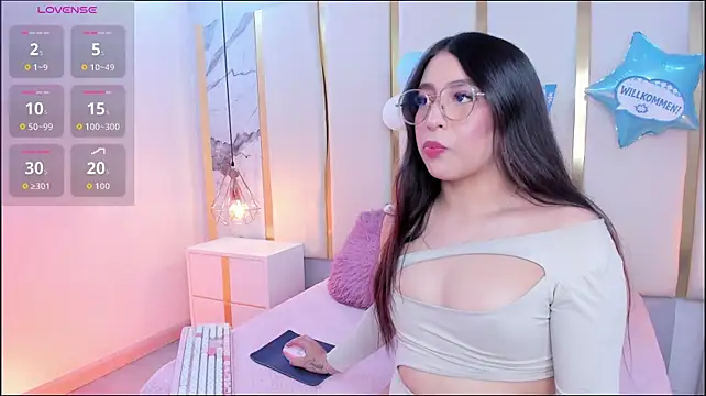 KamilaVegga's Live XXX Chat